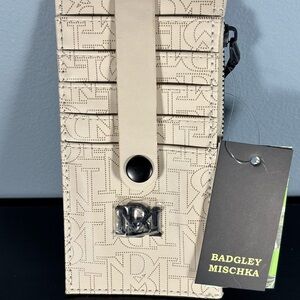 Badgley Mischka Beige Vegan Leather Card Wallet